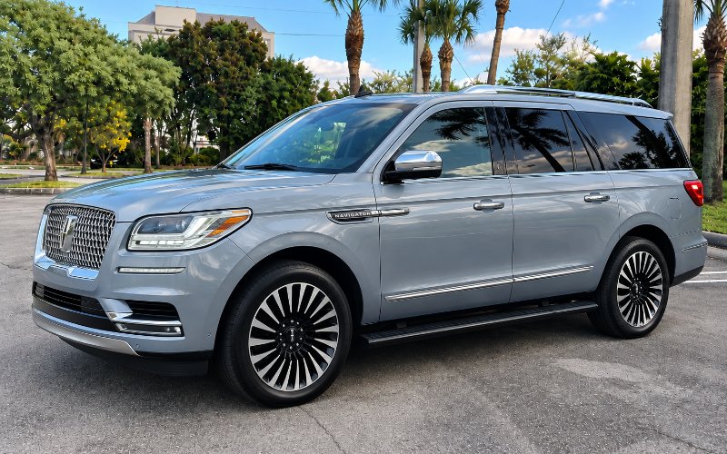 2019 Lincoln Navigator L rental vehicle