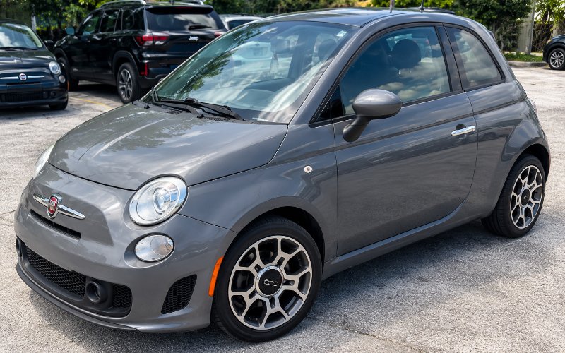 2019 Fiat 500 rental vehicle