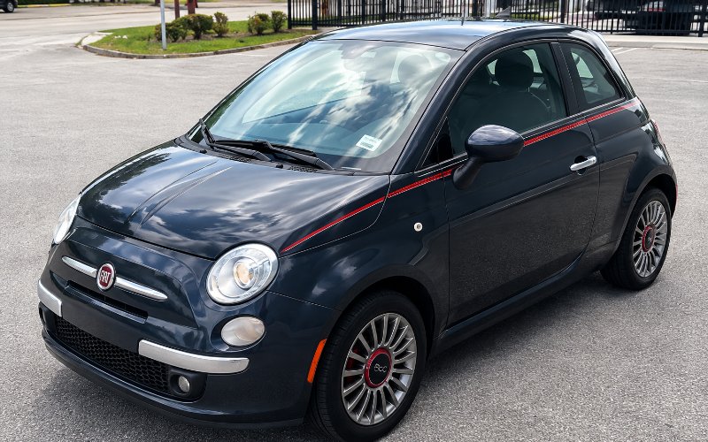 2016 Fiat 500 rental vehicle