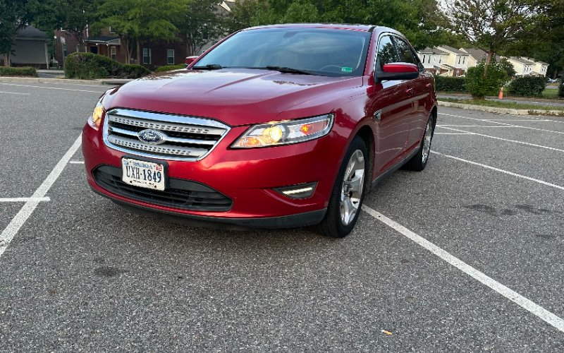 2012 Ford Taurus SEL rental vehicle