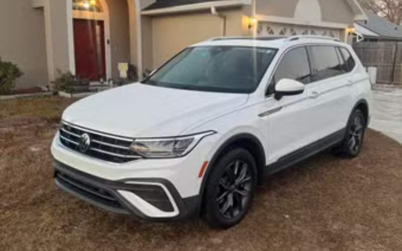 2022 Vw Tiguan · White rental vehicle
